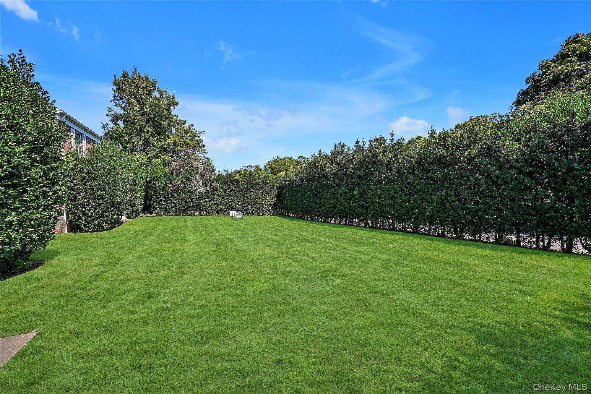 #16 photo, 30 & 16 Beechwood Drive, ナッソー郡 Lawrence , NY 11559