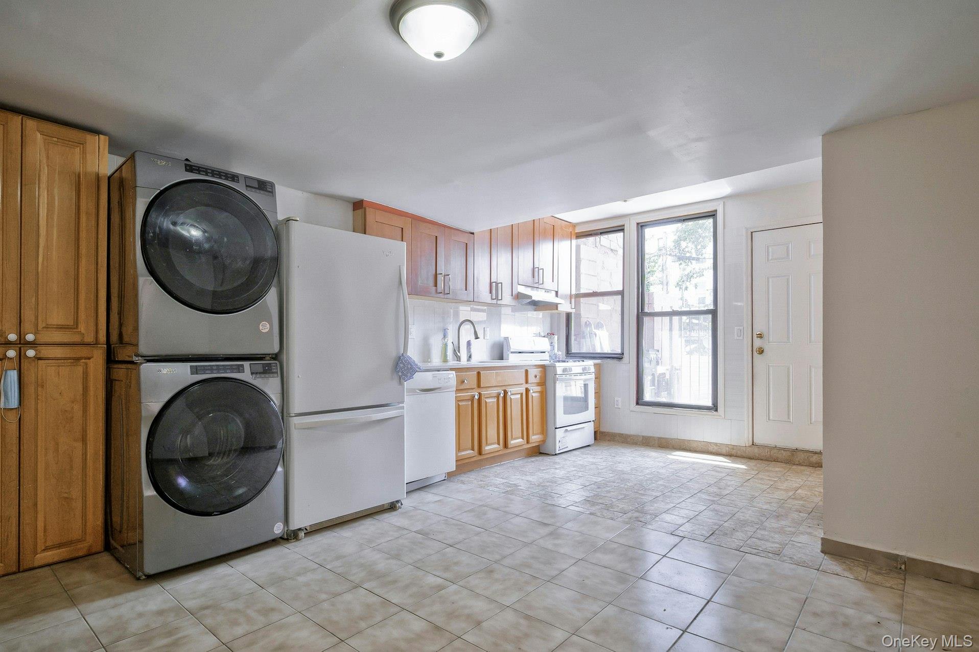 #14 photo, 328 39th Street, ブルックリン区 Brooklyn , NY 11232