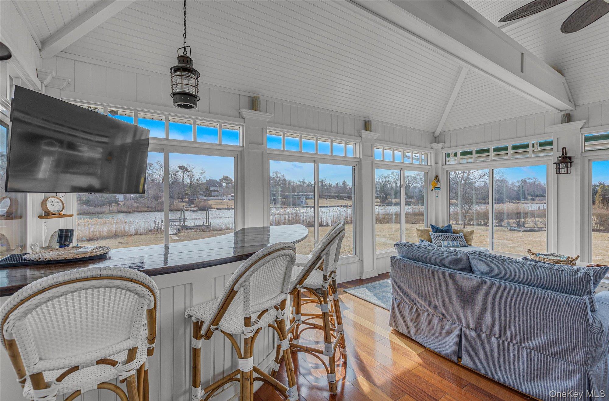 #13 photo, 67 Lake Avenue, サフォーク郡 Center Moriches , NY 11934