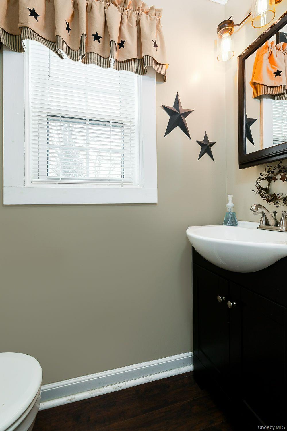 #10 photo, 213 Elmendorf Street, Kingston , NY 12401