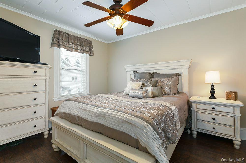 #11 photo, 213 Elmendorf Street, Kingston , NY 12401