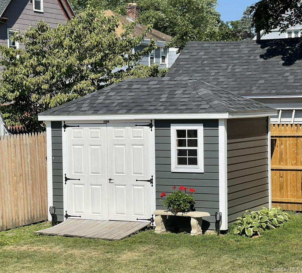 #17 photo, 213 Elmendorf Street, Kingston , NY 12401