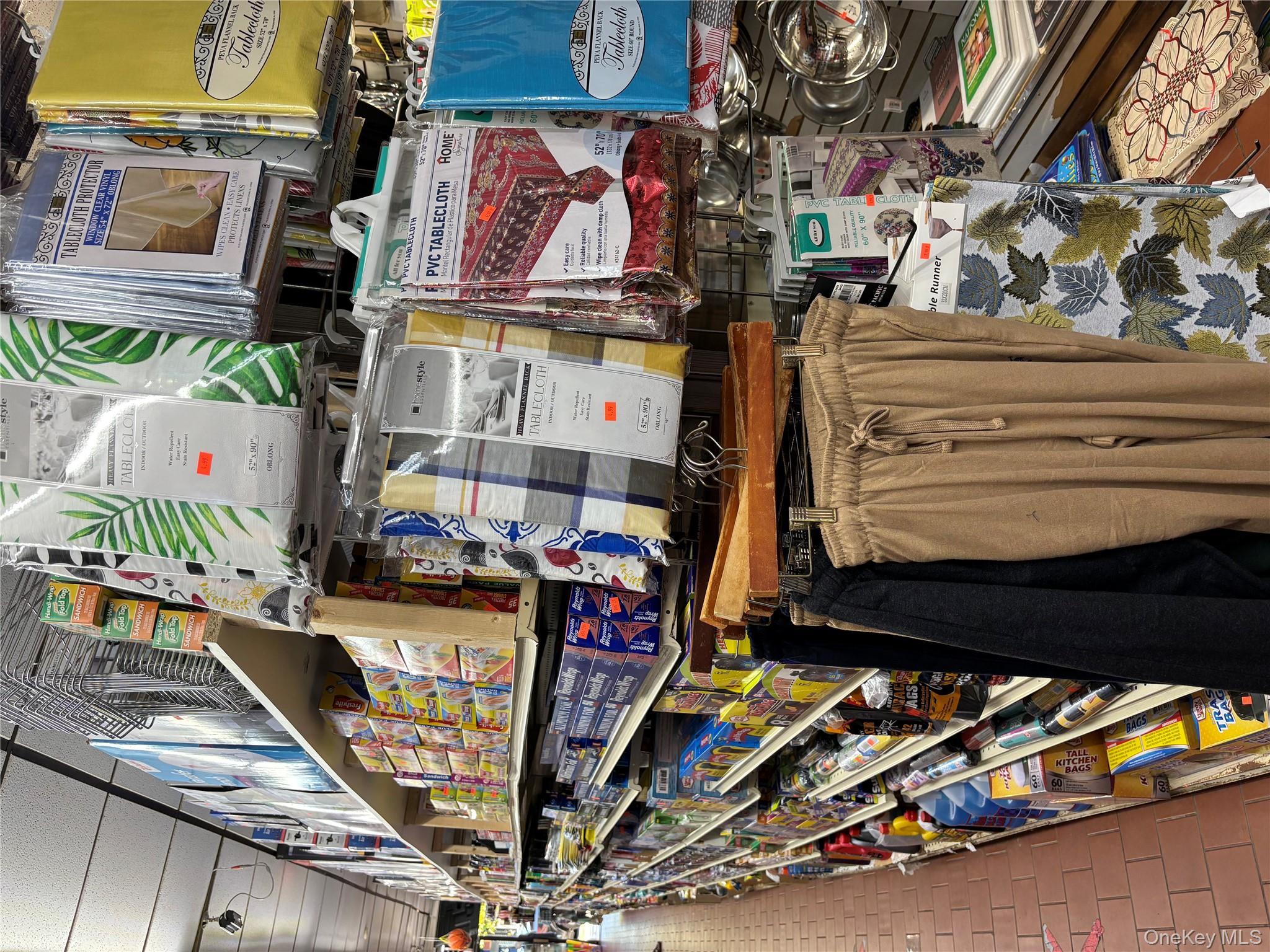 #10 photo, 3036 buhre Ave, ブロンクス区 Bronx , NY 10461