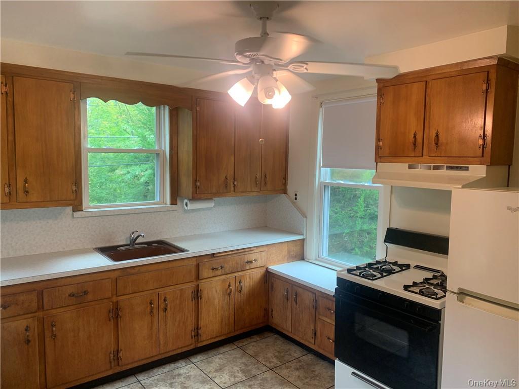 #2 photo, 8 W Crooked Hill Road, Pearl River , NY 10965