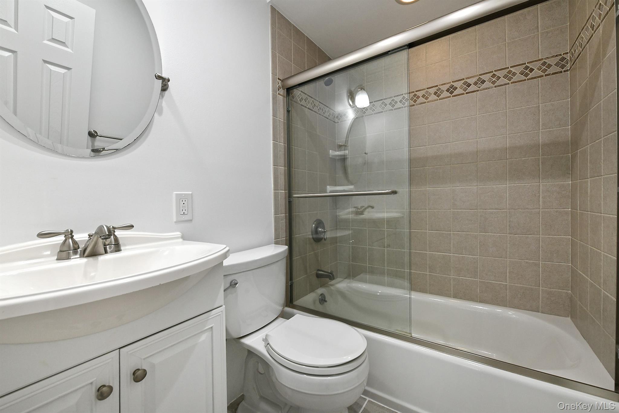 #15 photo, 136 Reiss Avenue, ナッソー郡 Massapequa Park , NY 11762