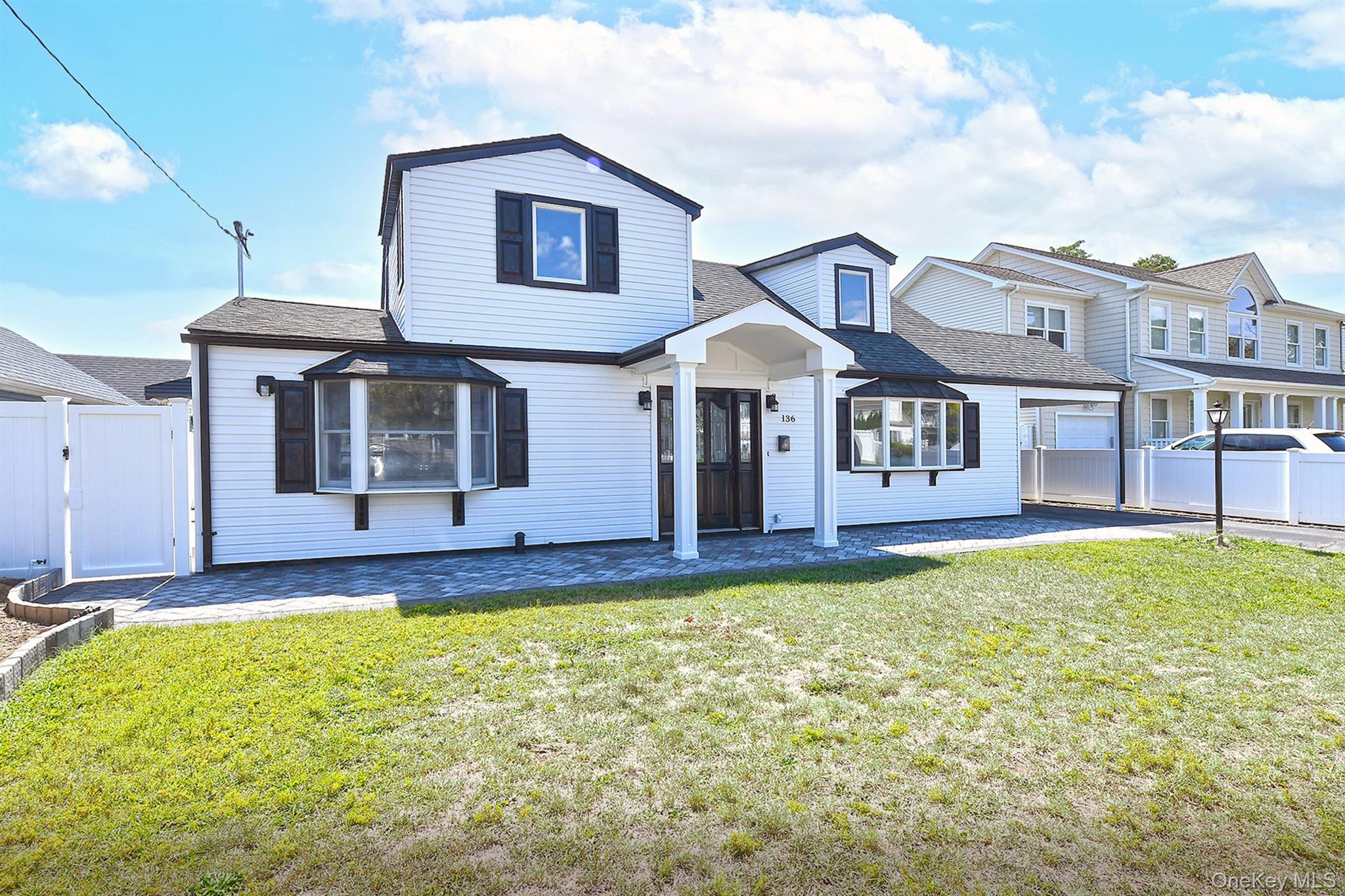 #2 photo, 136 Reiss Avenue, ナッソー郡 Massapequa Park , NY 11762