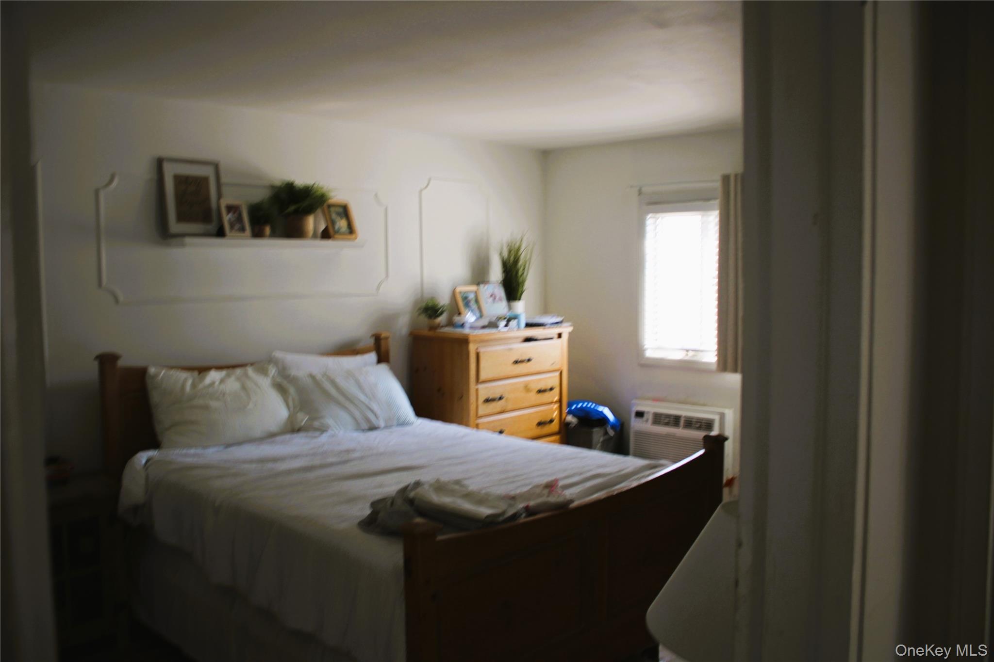 #16 photo, 8210 149th Avenue, कुईंस Howard Beach , NY 11414