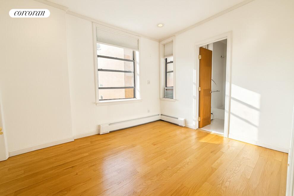 #12 photo, New York City, マンハッタン East Harlem , NY 10035