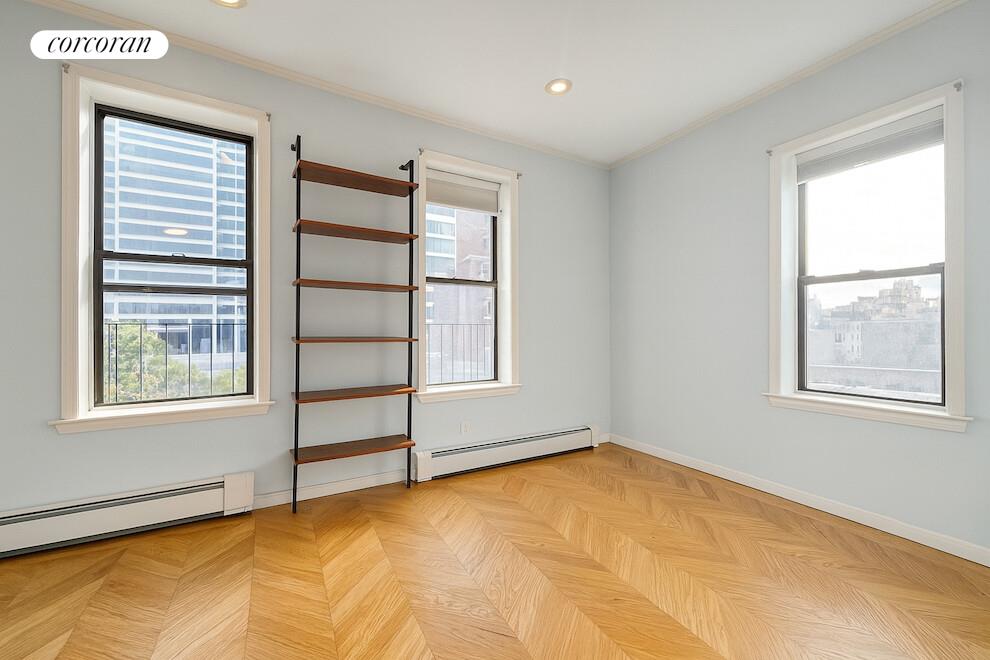 #7 photo, New York City, マンハッタン East Harlem , NY 10035