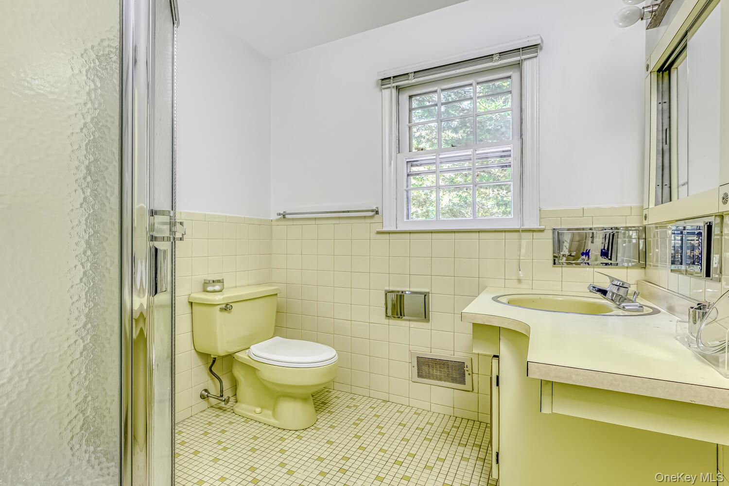 #18 photo, 3 Macintosh Lane, Monsey , NY 10952