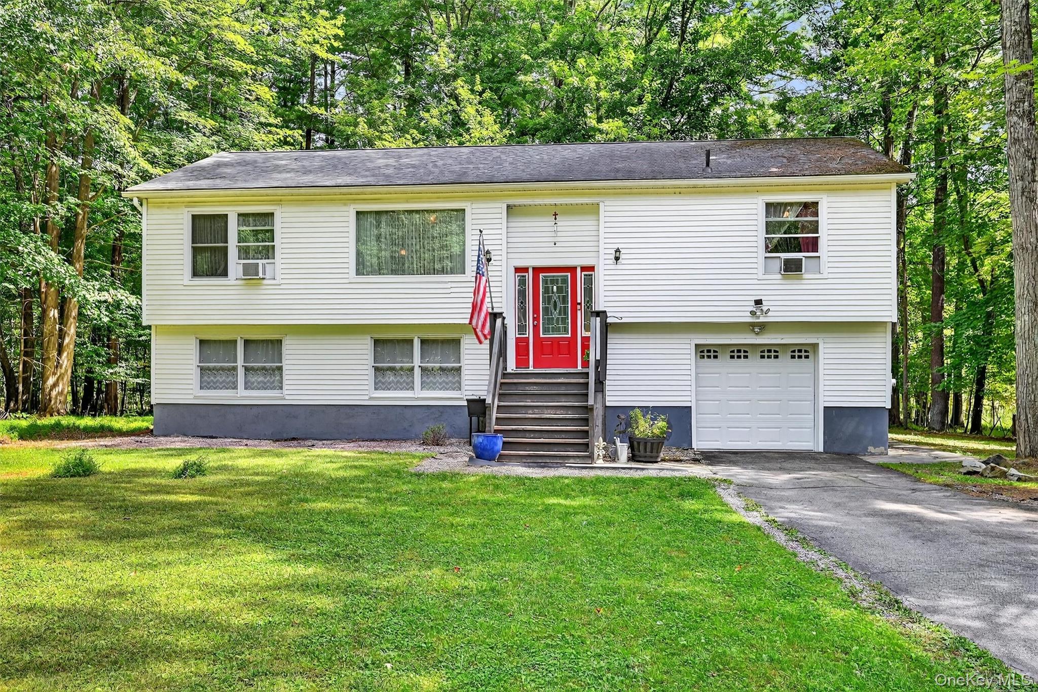 #1 photo, 6 Tice Lane, 纽约州 Middletown , NY 10941