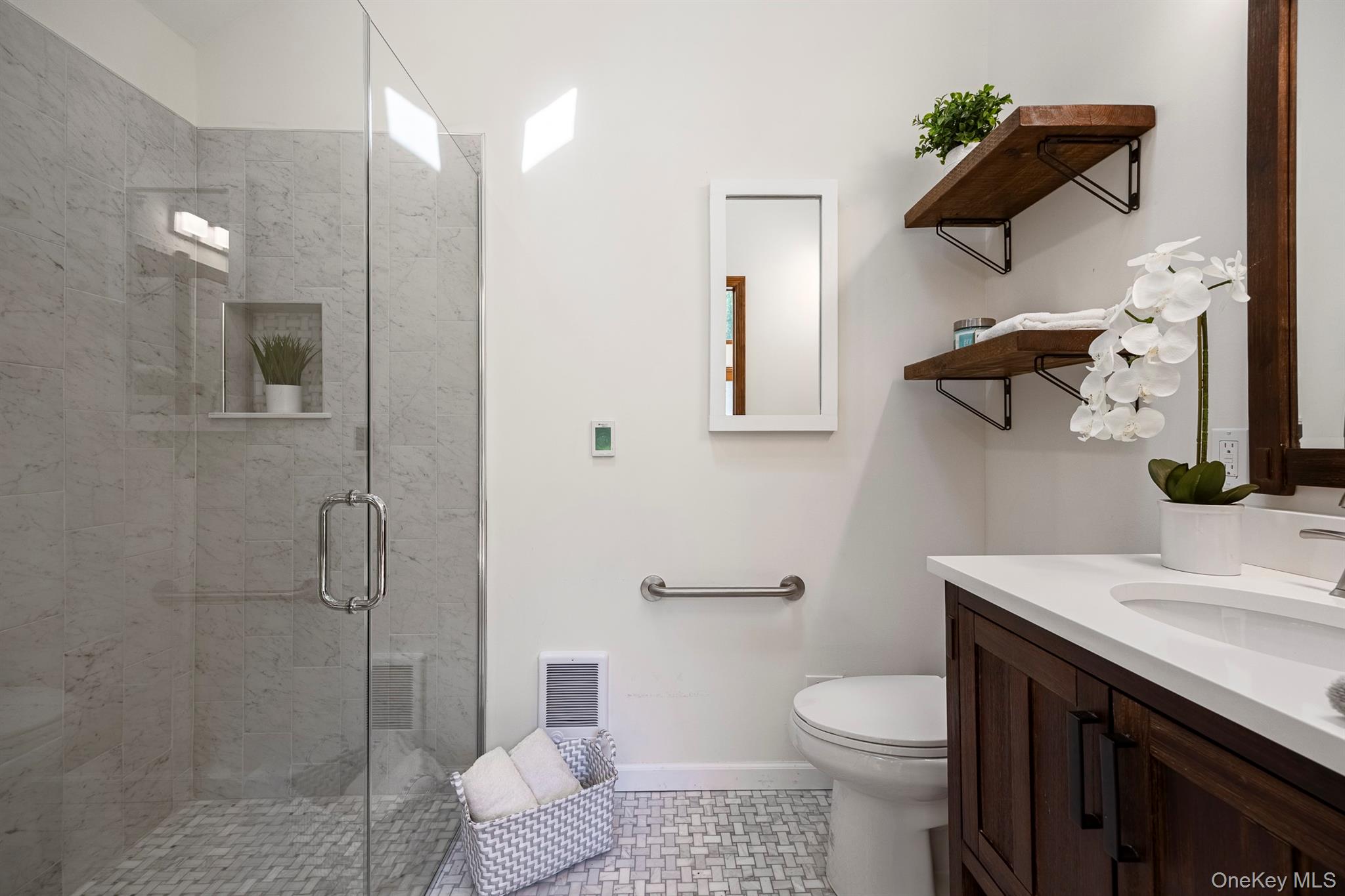 #19 photo, 128 Newcut Road, Woodstock , NY 12498