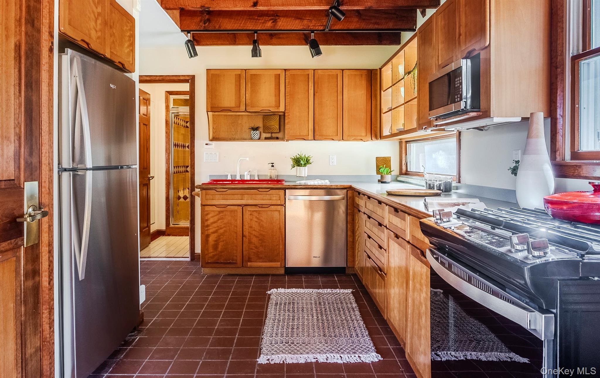 #6 photo, 128 Newcut Road, Woodstock , NY 12498