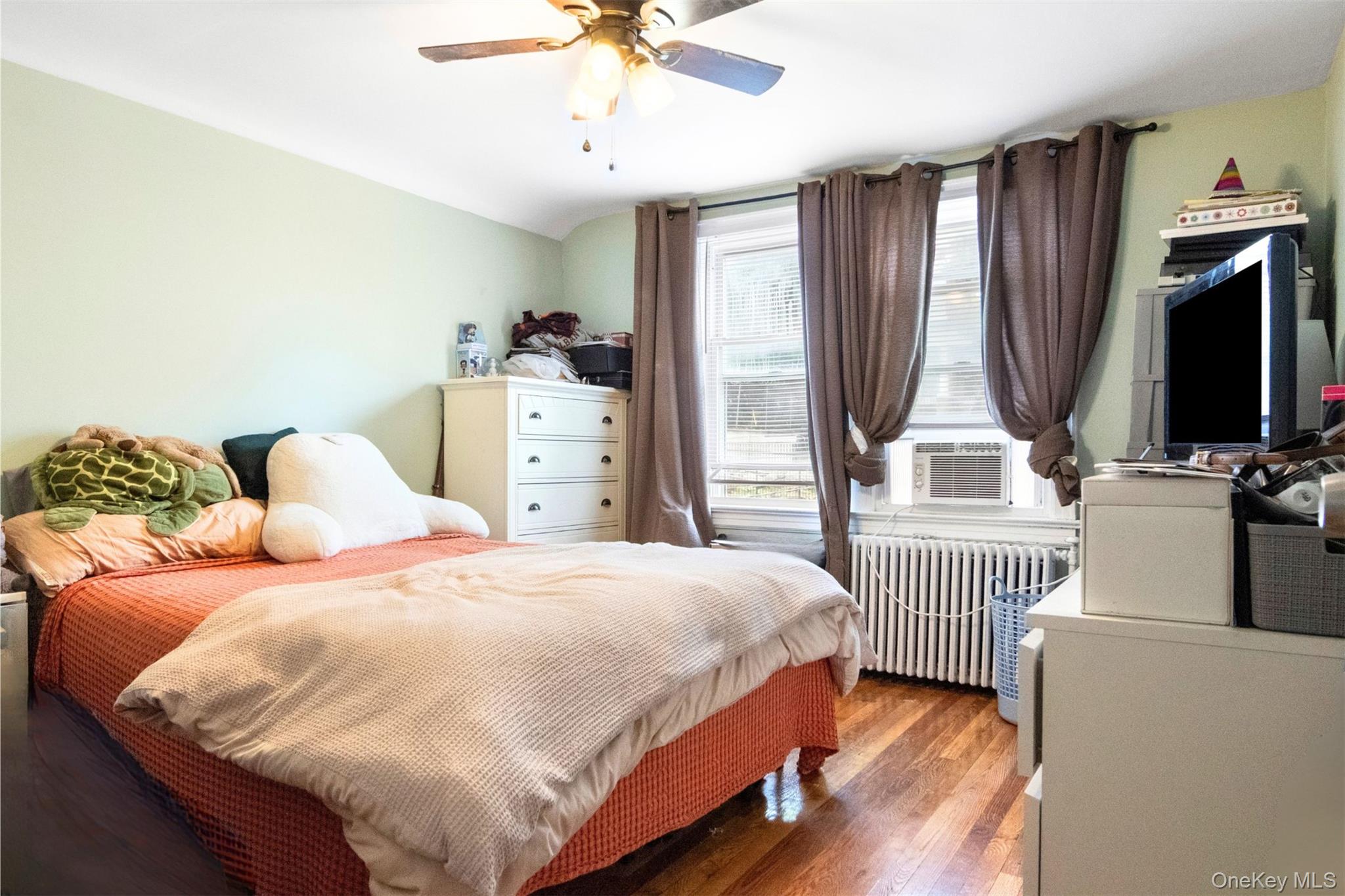 #12 photo, 14 S Terrace Avenue, Mount Vernon , NY 10550