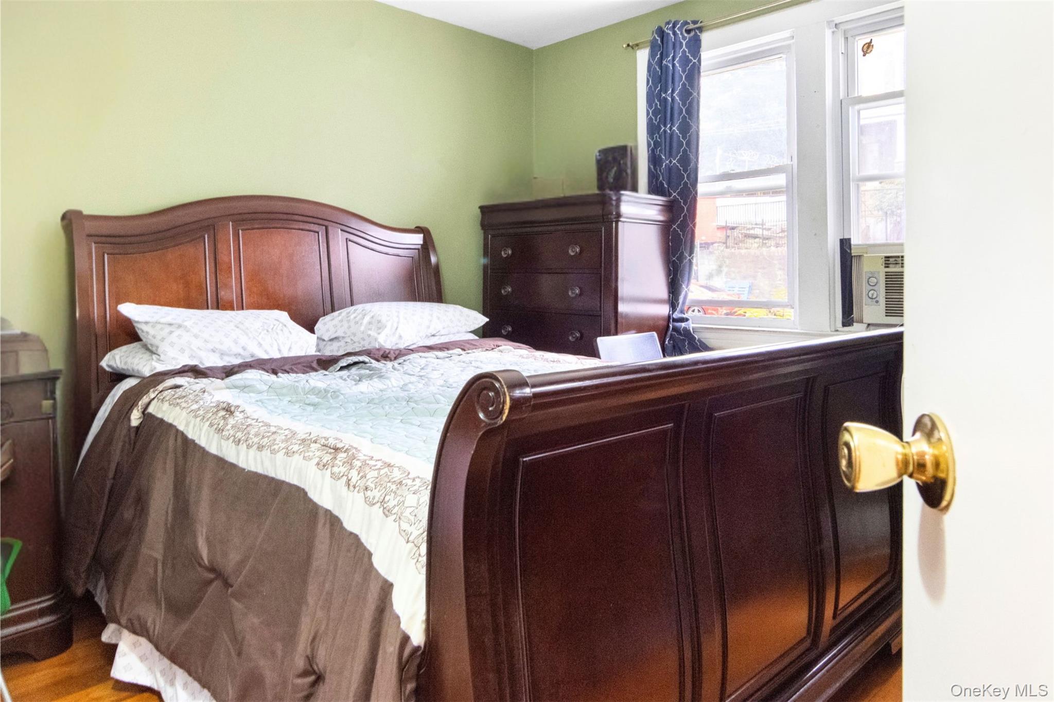 #15 photo, 14 S Terrace Avenue, Mount Vernon , NY 10550