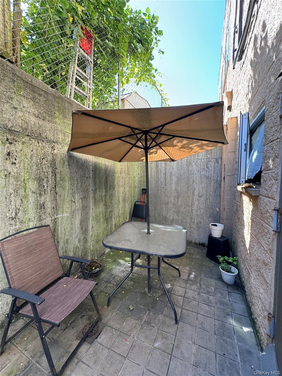 #12 photo, 55-19 69th Street, クイーンズ区 Maspeth , NY 11378