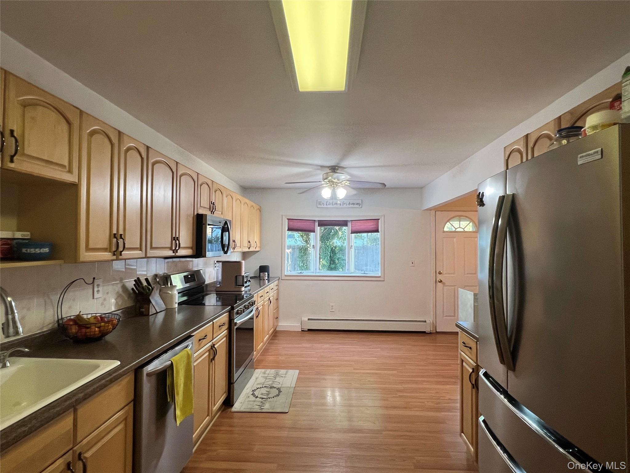 #5 photo, 43 Rush Street, サフォーク郡 Port Jefferson Station , NY 11776