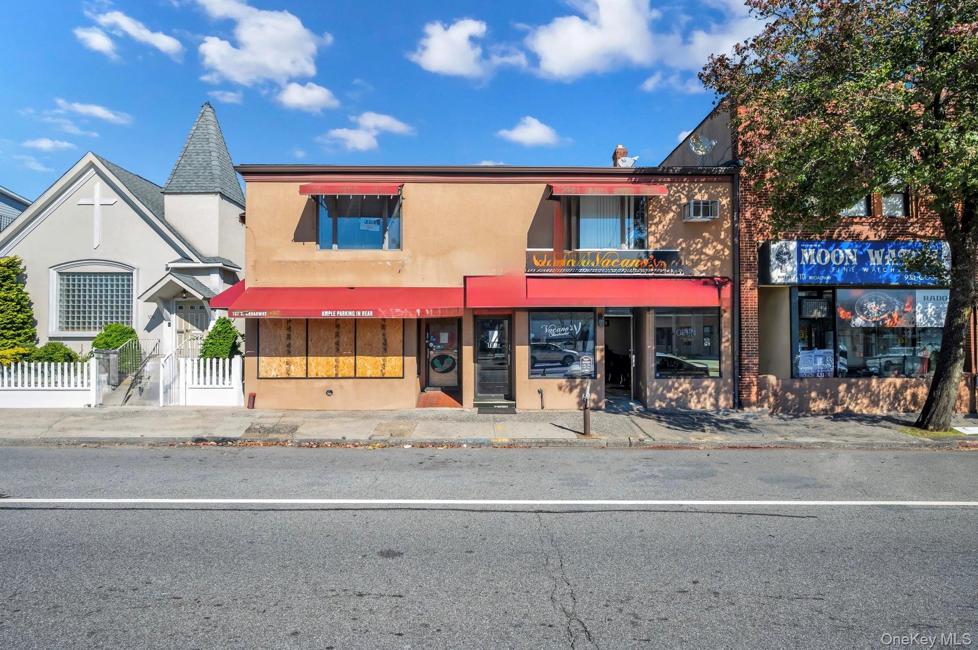 #1 photo, 107-109 Broadway, ナッソー郡 Hicksville , NY 11801