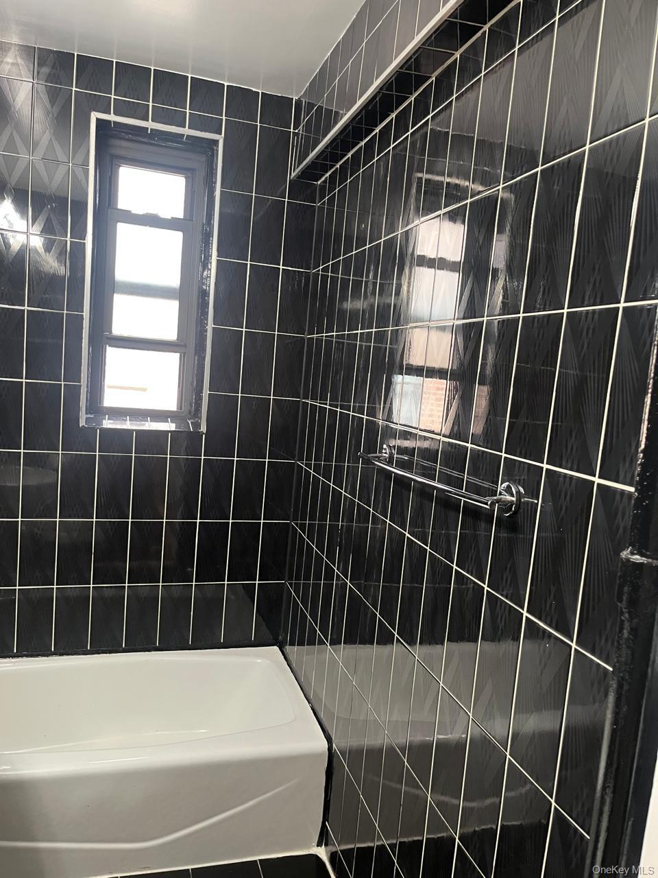 #18 photo, 3727 86th Street, Jackson Heights , NY 11372