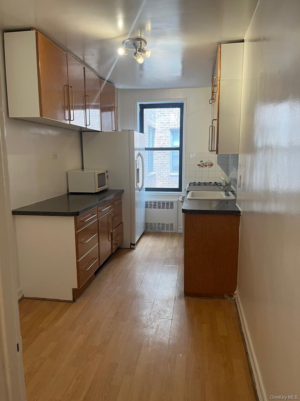 #7 photo, 3727 86th Street, Jackson Heights , NY 11372