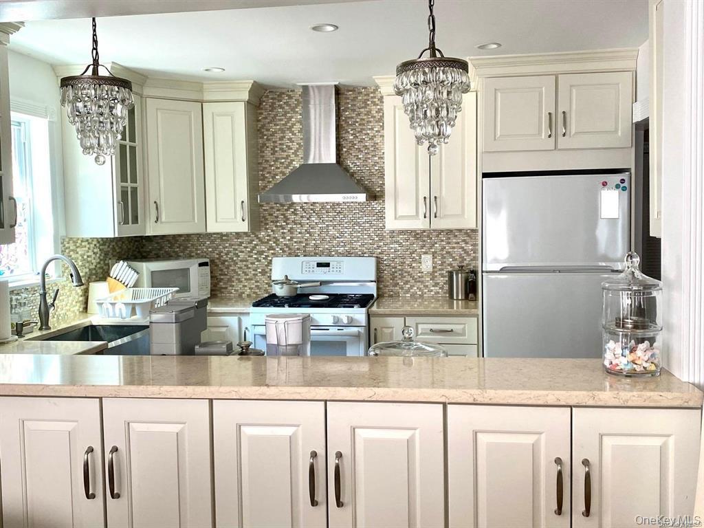 #9 photo, 13512 122nd Place, South Ozone Park , NY 11420