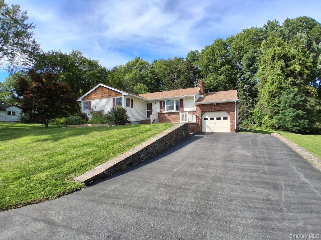 #1 photo, 68 Albie Road, Red Hook , NY 12571