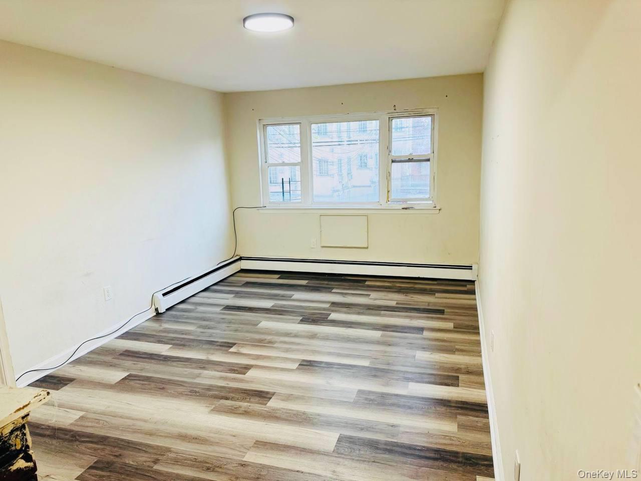 #10 photo, 762 E 211st Street, ブロンクス区 Bronx , NY 10467