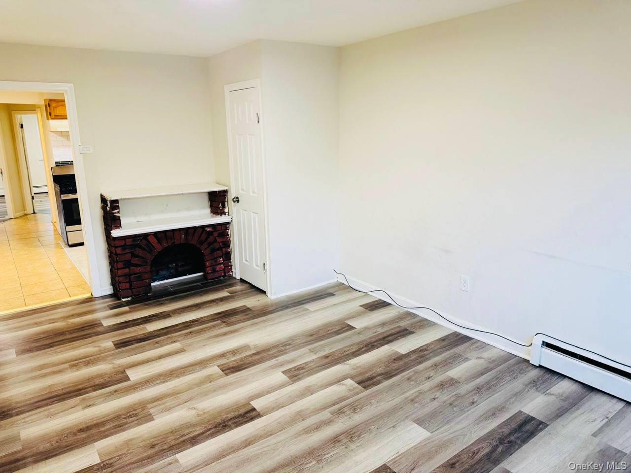 #2 photo, 762 E 211st Street, ブロンクス区 Bronx , NY 10467