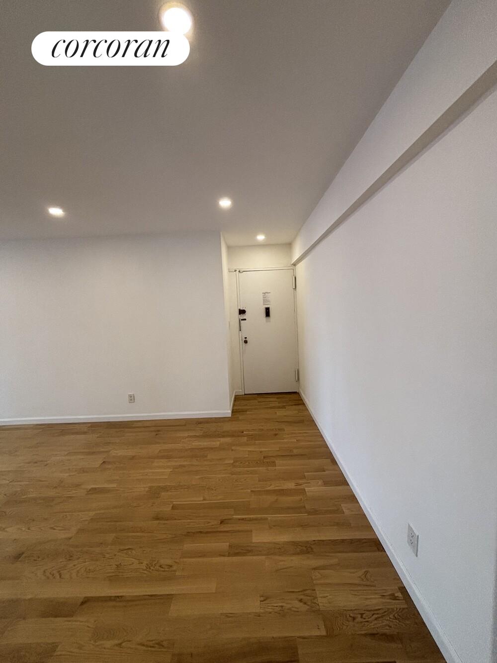 #10 photo, 170 W 23RD Street, マンハッタン Chelsea , NY 10011