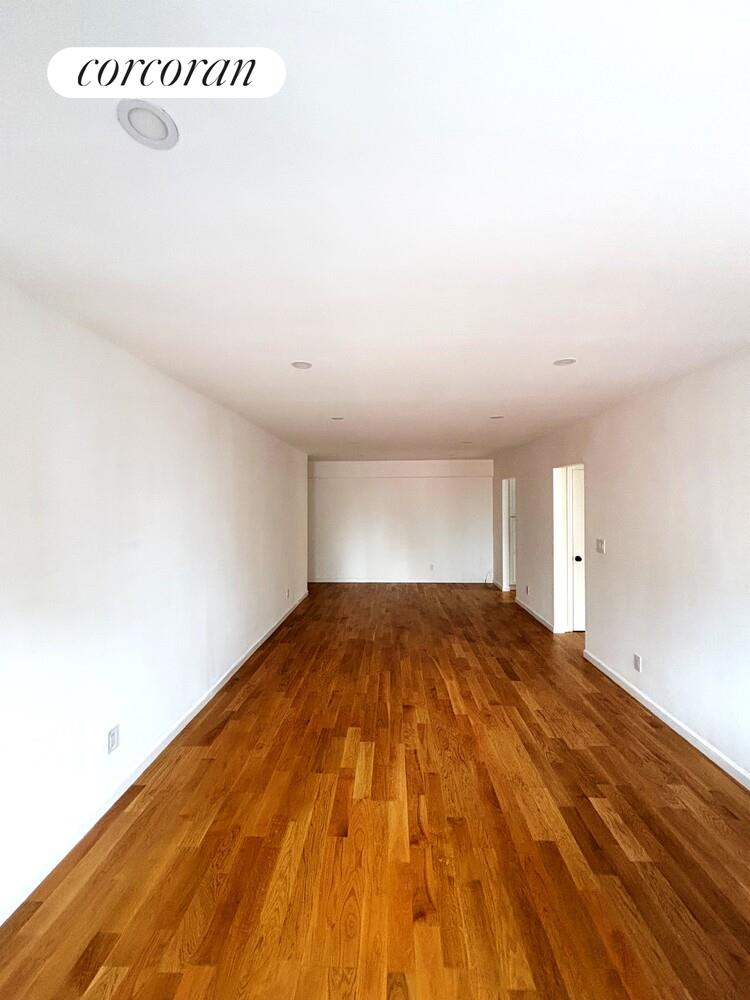 #13 photo, 170 W 23RD Street, マンハッタン Chelsea , NY 10011