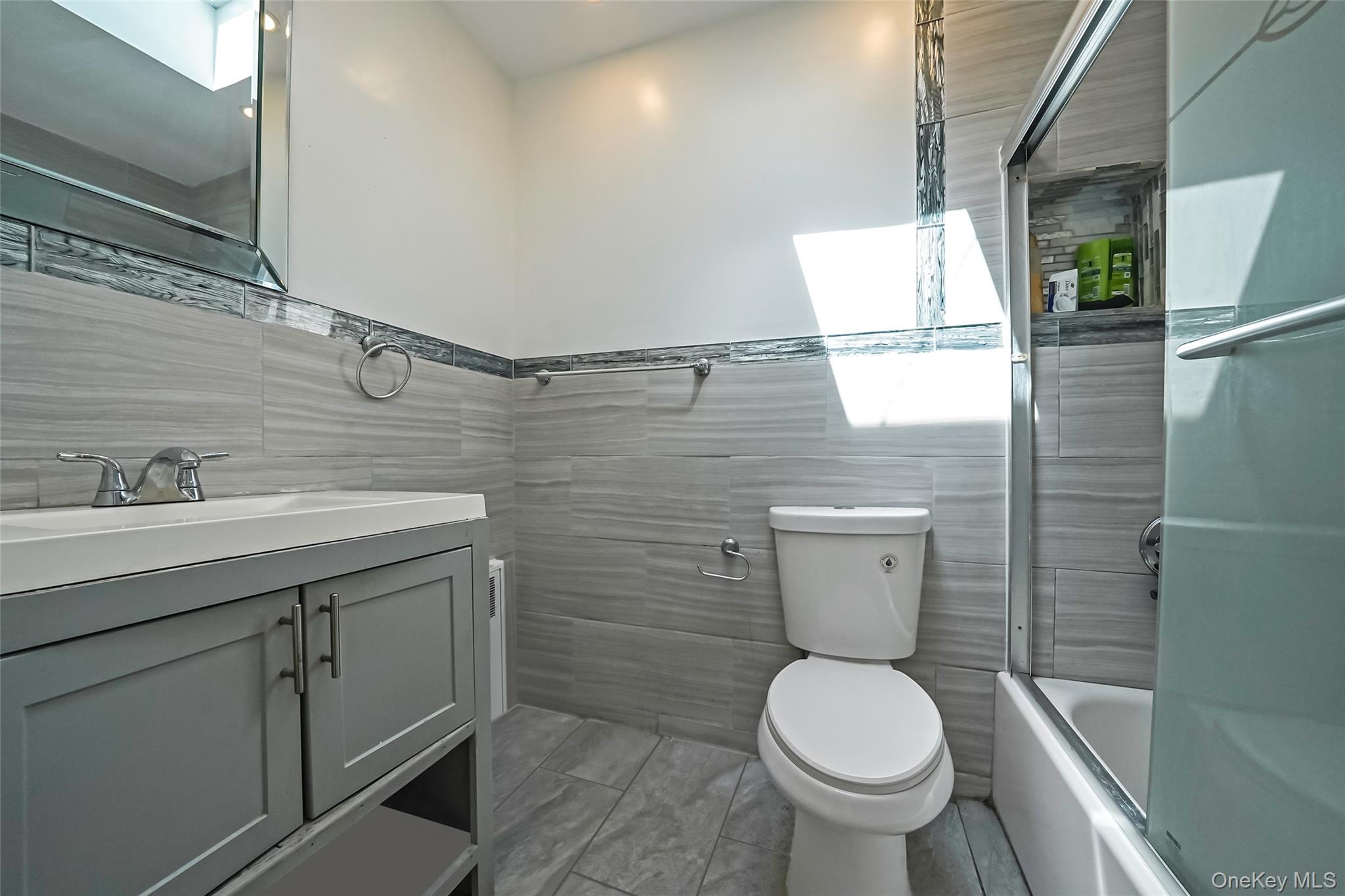 #14 photo, 1361 E 99th Street, ブルックリン区 Brooklyn , NY 11236