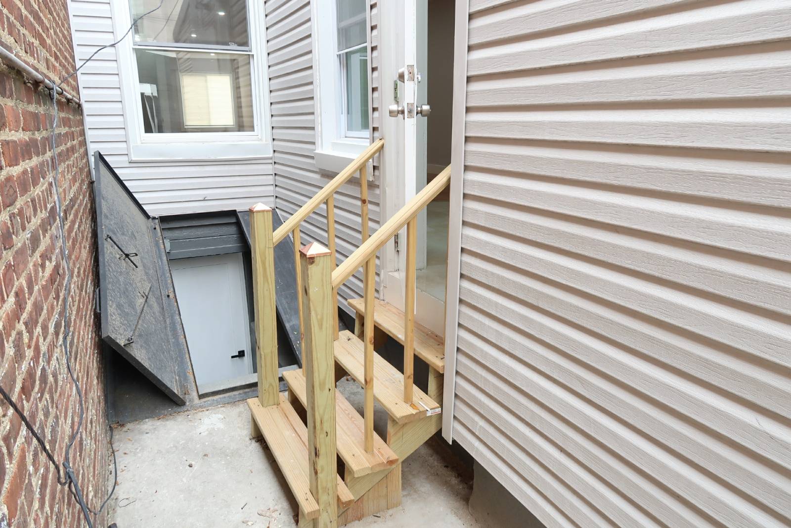 #13 photo, 78-77 79th Lane, クイーンズ区 Ridgewood , NY 11385