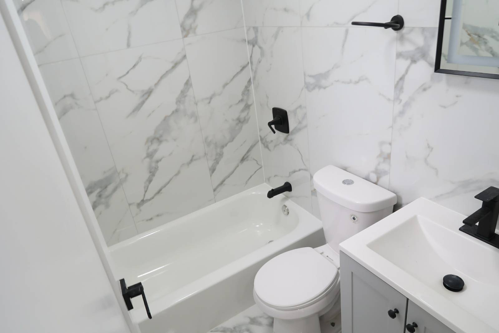 #7 photo, 78-77 79th Lane, クイーンズ区 Ridgewood , NY 11385