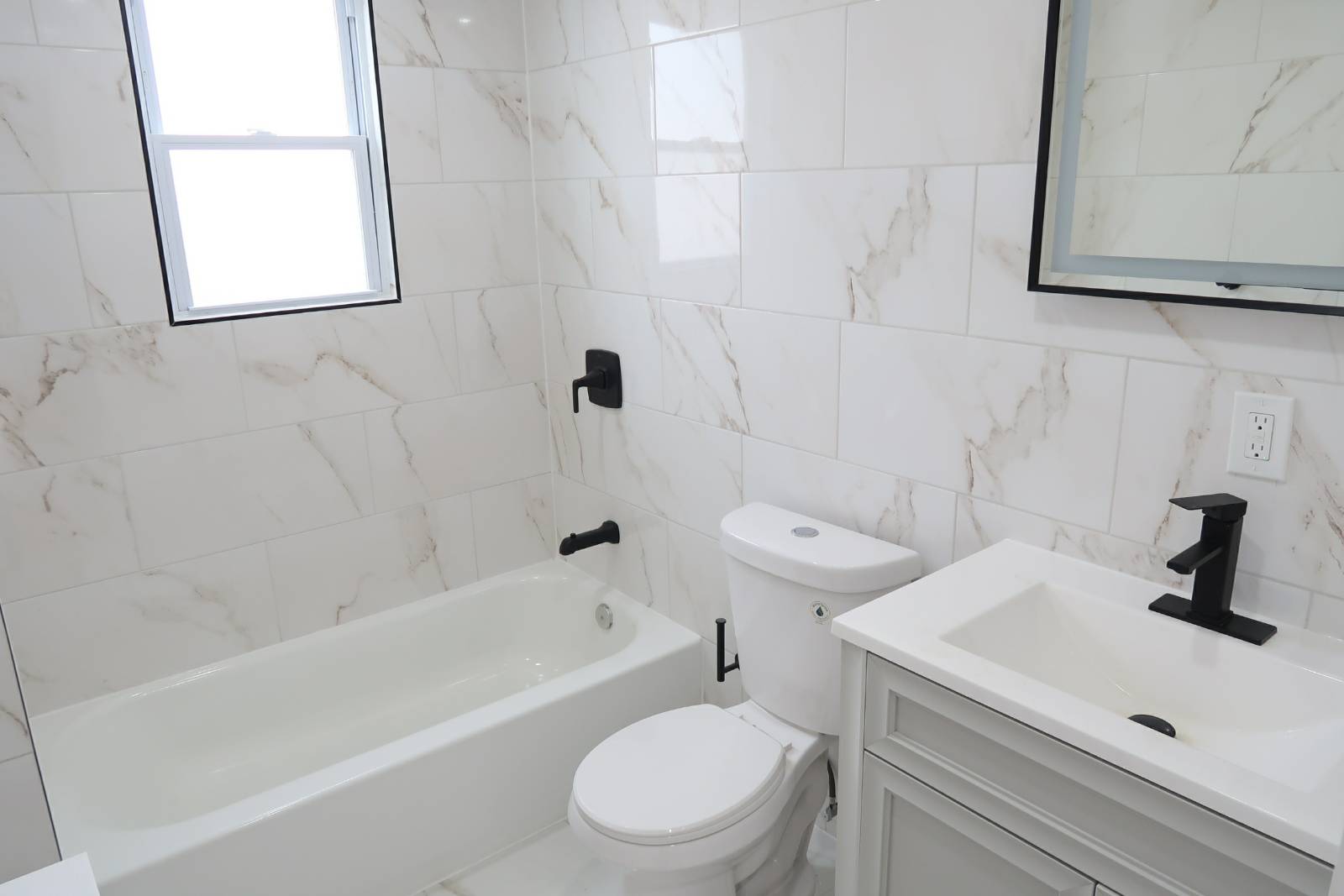 #9 photo, 78-77 79th Lane, クイーンズ区 Ridgewood , NY 11385