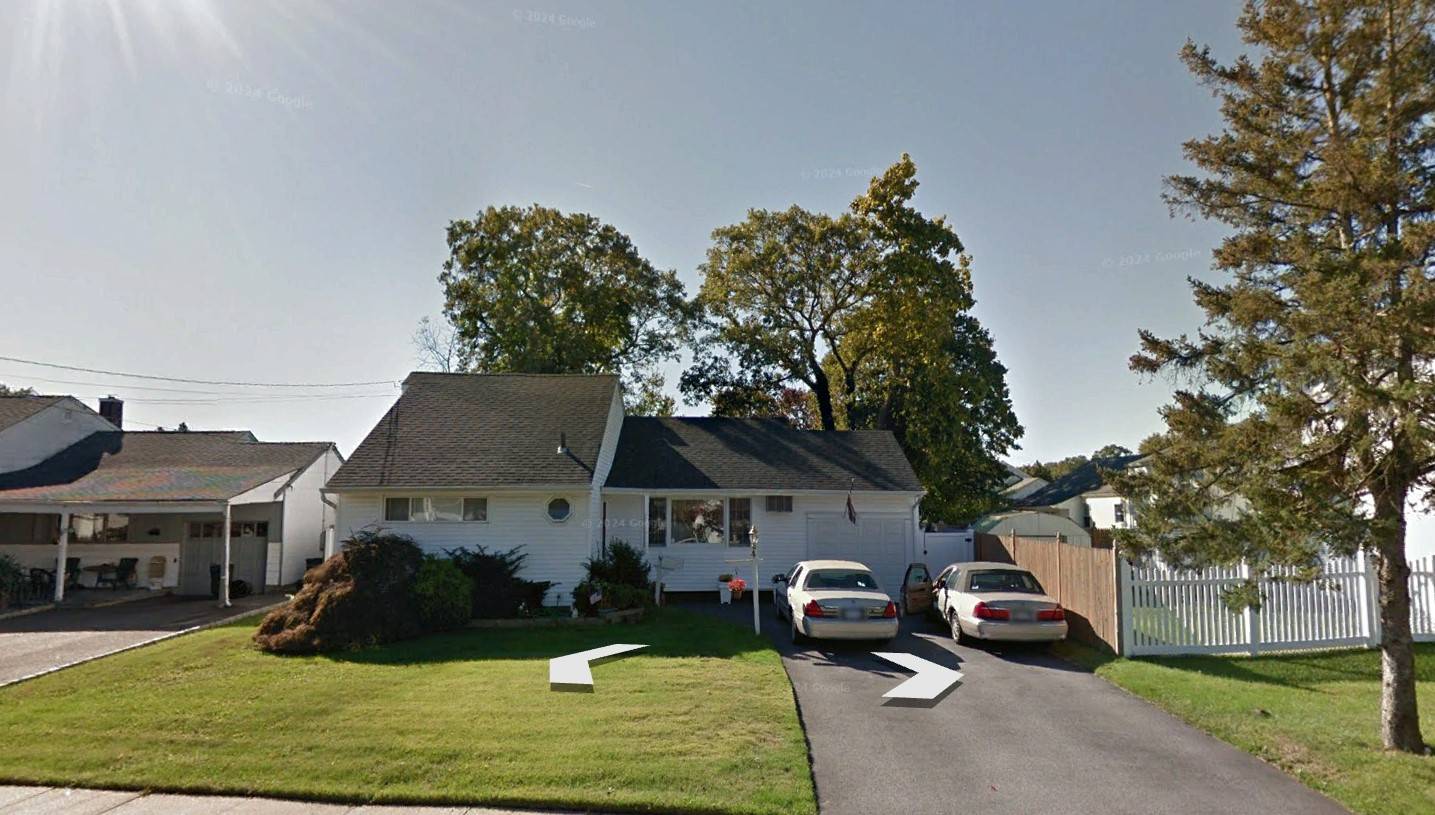 #16 photo, 4 THOMAS DR, サフォーク郡 NORTH BABYLON , NY 11703