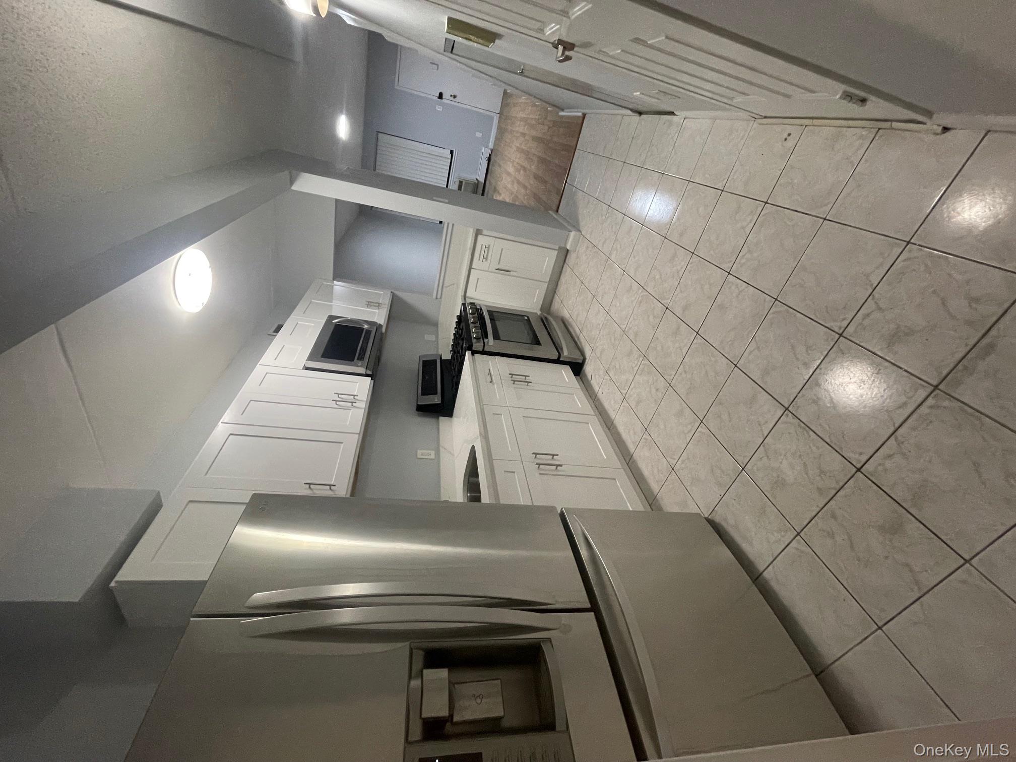 #1 photo, 751 Saint Anns Avenue, Bronx , NY 10456