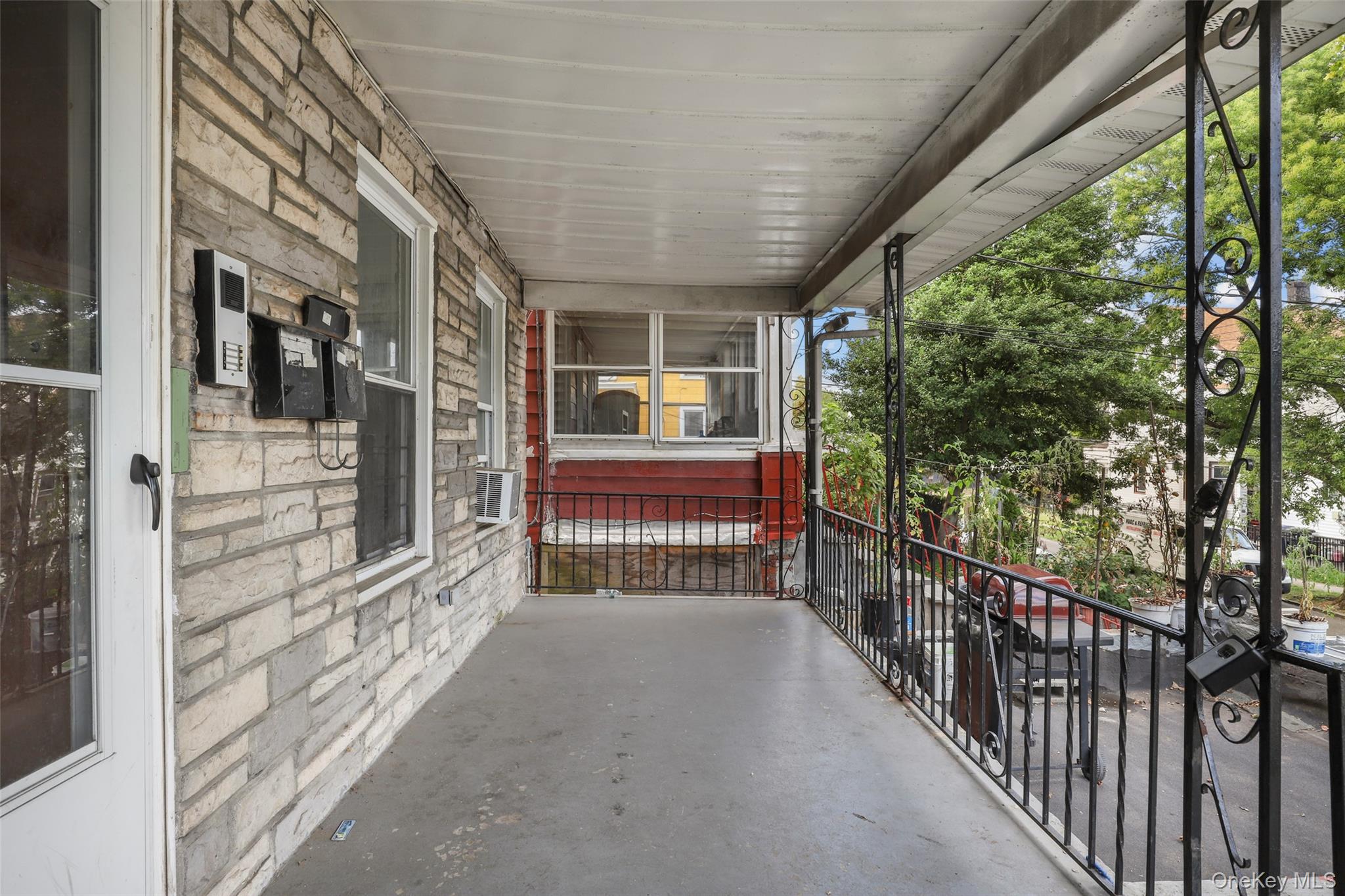 #3 photo, 112 S 7th Avenue, Mount Vernon , NY 10550