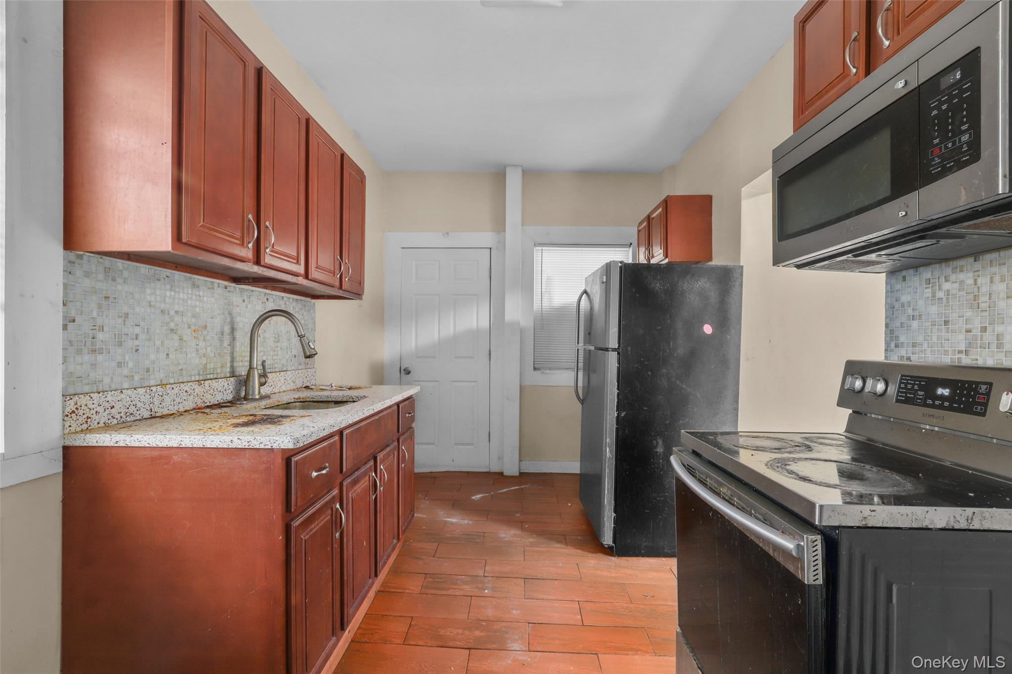 #5 photo, 112 S 7th Avenue, Mount Vernon , NY 10550