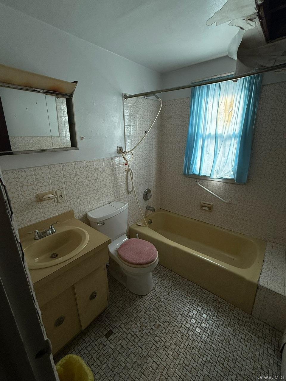 #16 photo, 94 Patmore Avenue, Yonkers , NY 10710