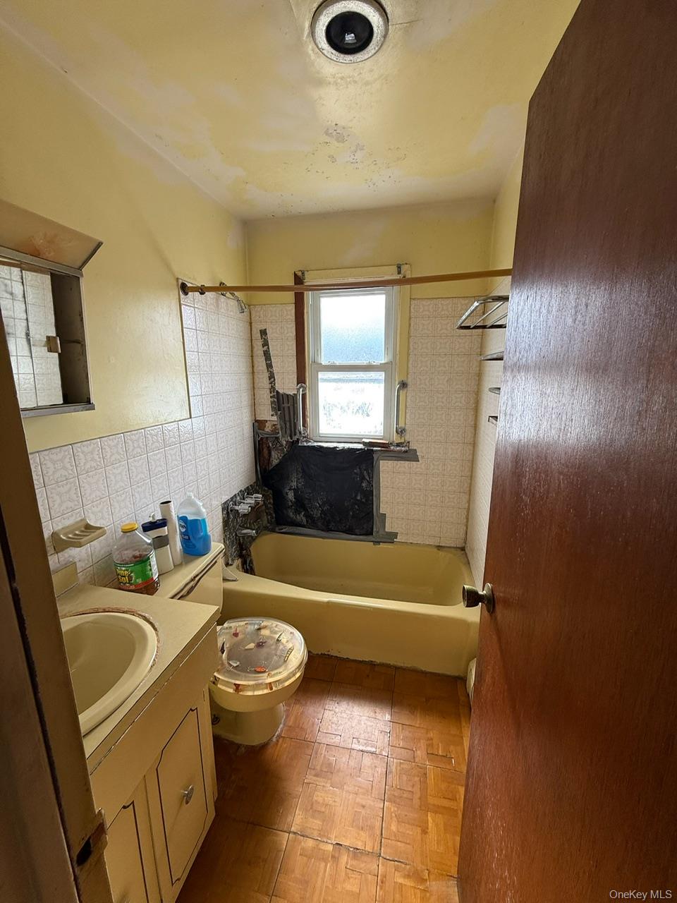 #7 photo, 94 Patmore Avenue, Yonkers , NY 10710