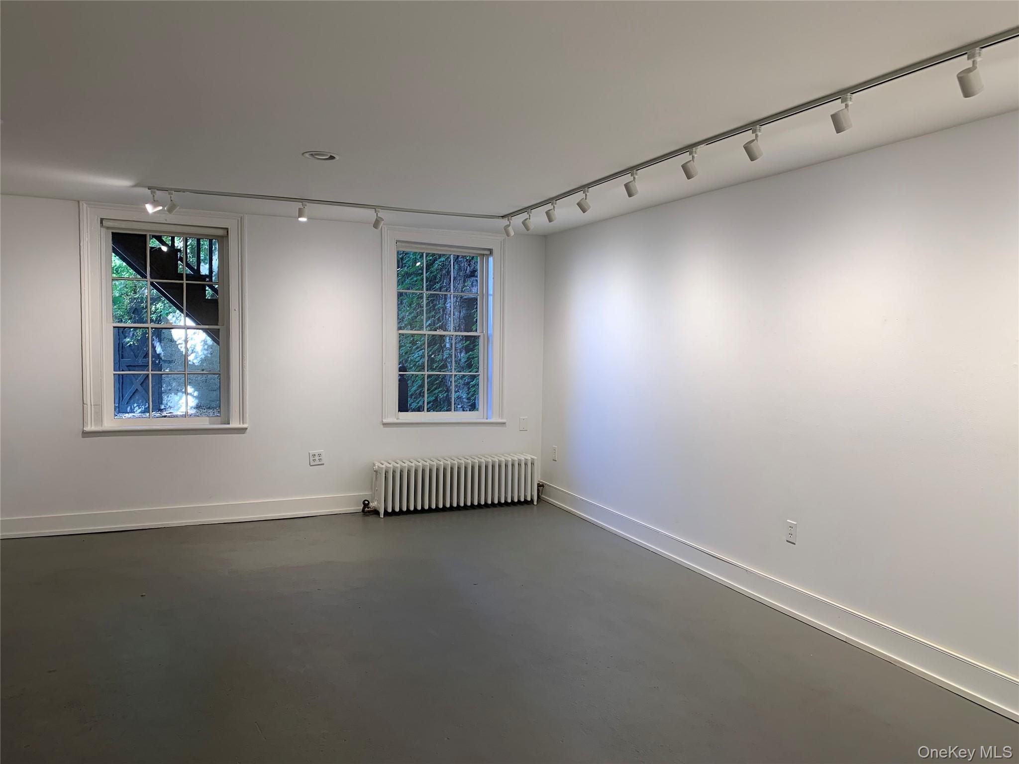 #9 photo, 362 1/2 Warren Street, Hudson , NY 12534