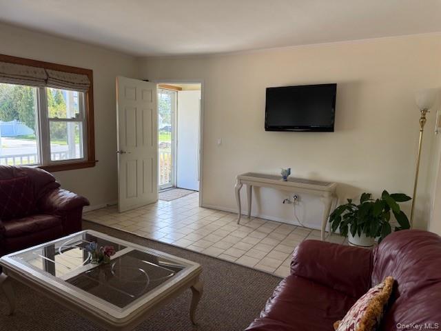 #3 photo, 652 Empire Avenue, سوفولك West Babylon , NY 11704