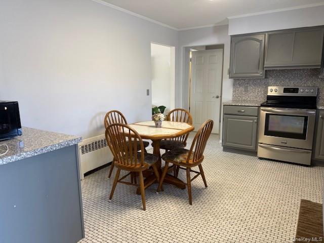 #6 photo, 652 Empire Avenue, سوفولك West Babylon , NY 11704