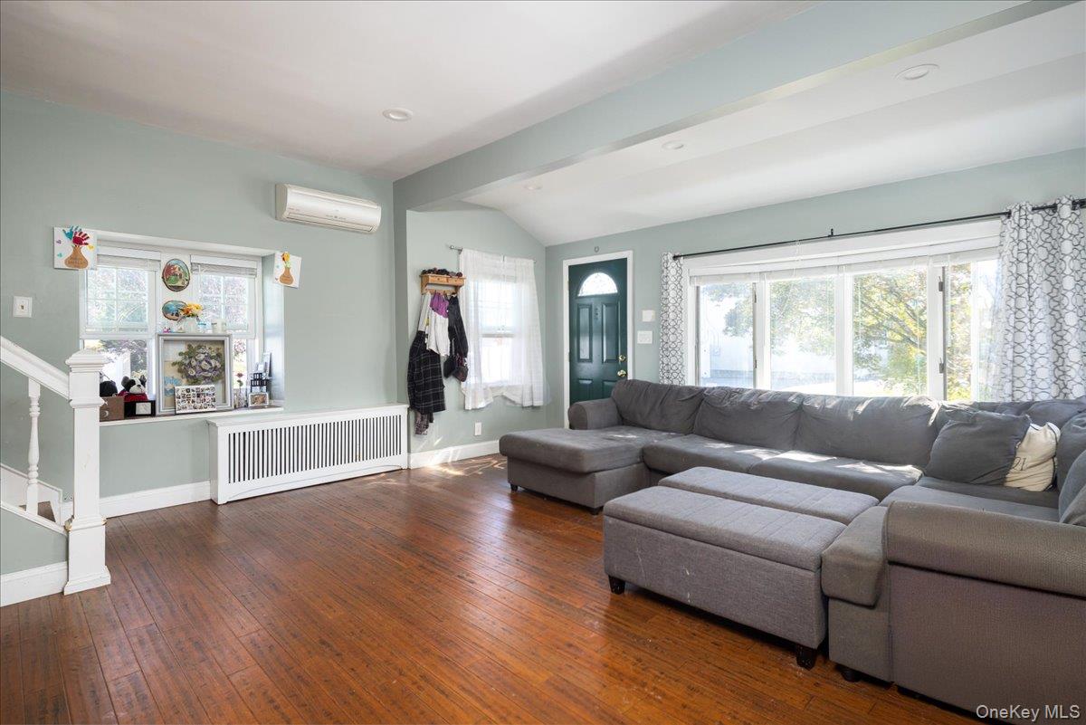 #13 photo, 404 Silver Lane, ナッソー郡 Oceanside , NY 11572