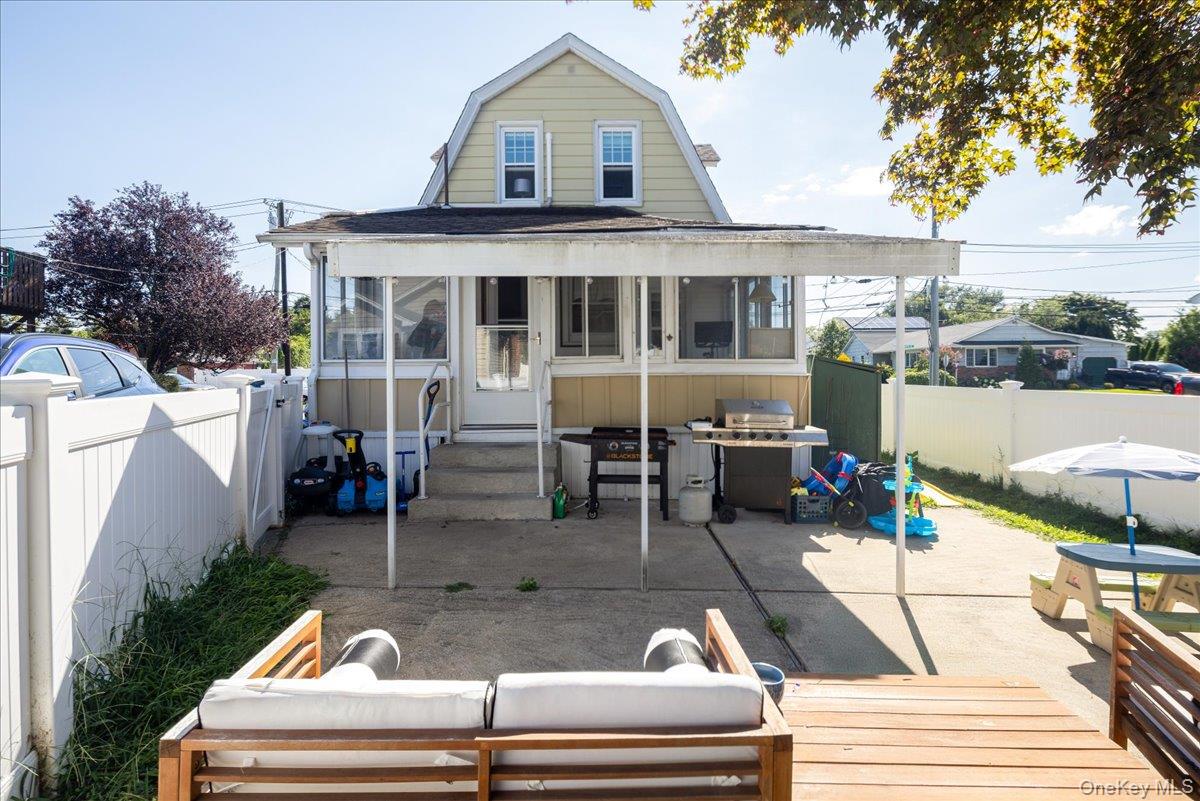 #19 photo, 404 Silver Lane, ナッソー郡 Oceanside , NY 11572