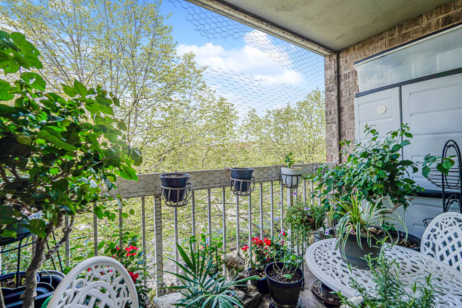 #21 photo, 171 Wellington court, #3b, Staten Island , NY 10314