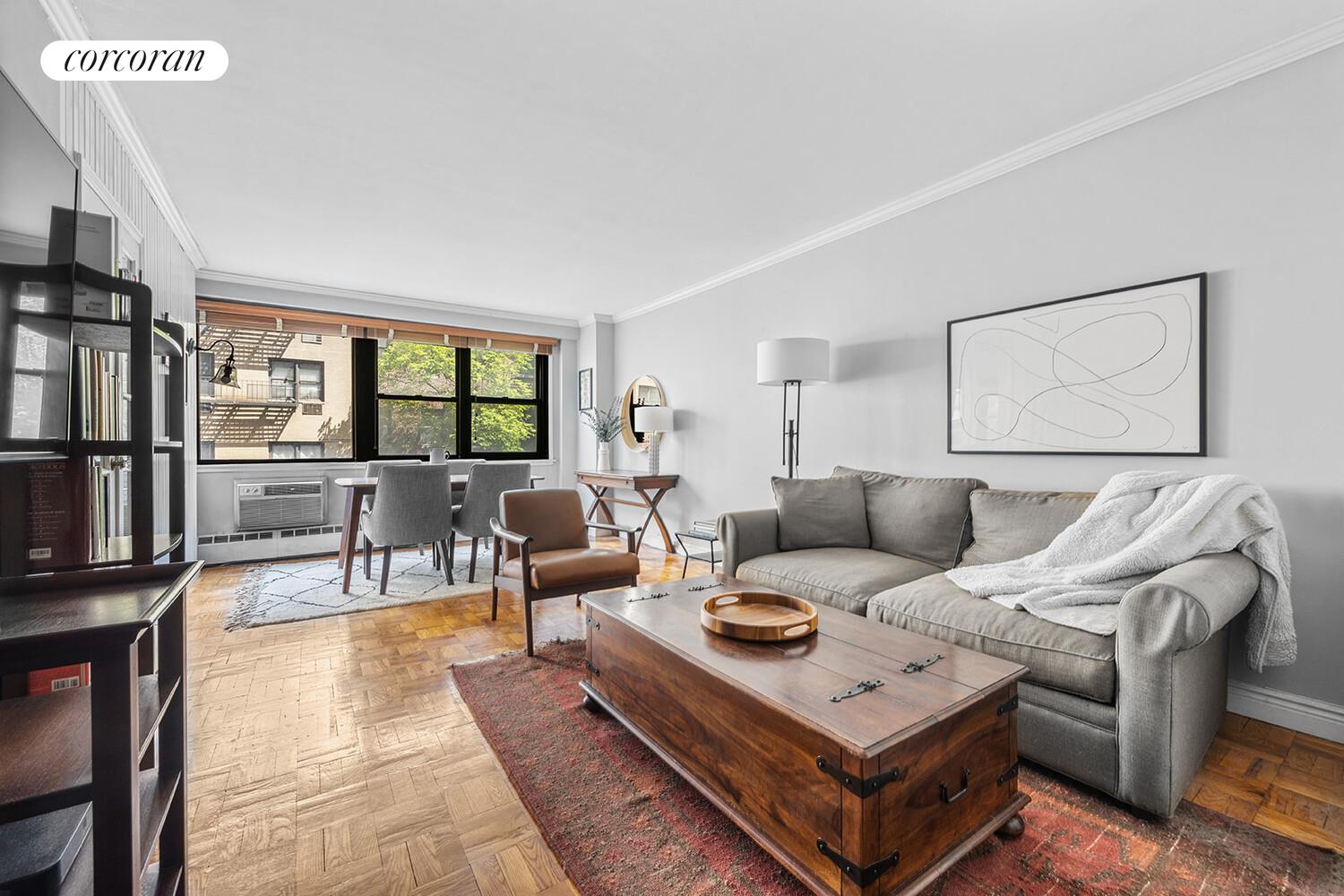 #1 photo, 210 E 15TH Street, 曼哈顿 格拉梅西公园 Gramercy Park , NY 10003