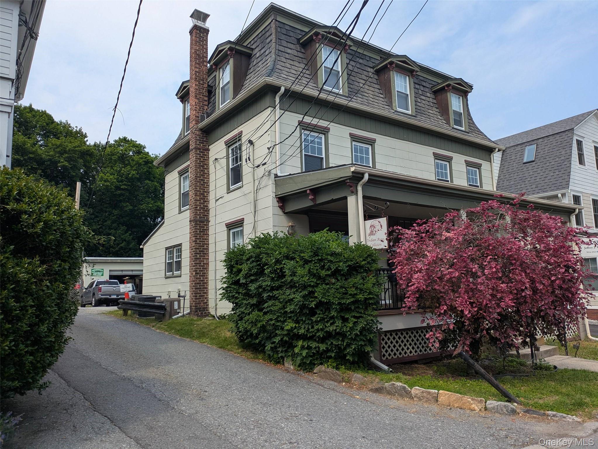 #3 photo, 13 Edgemont Road, Bedford , NY 10536