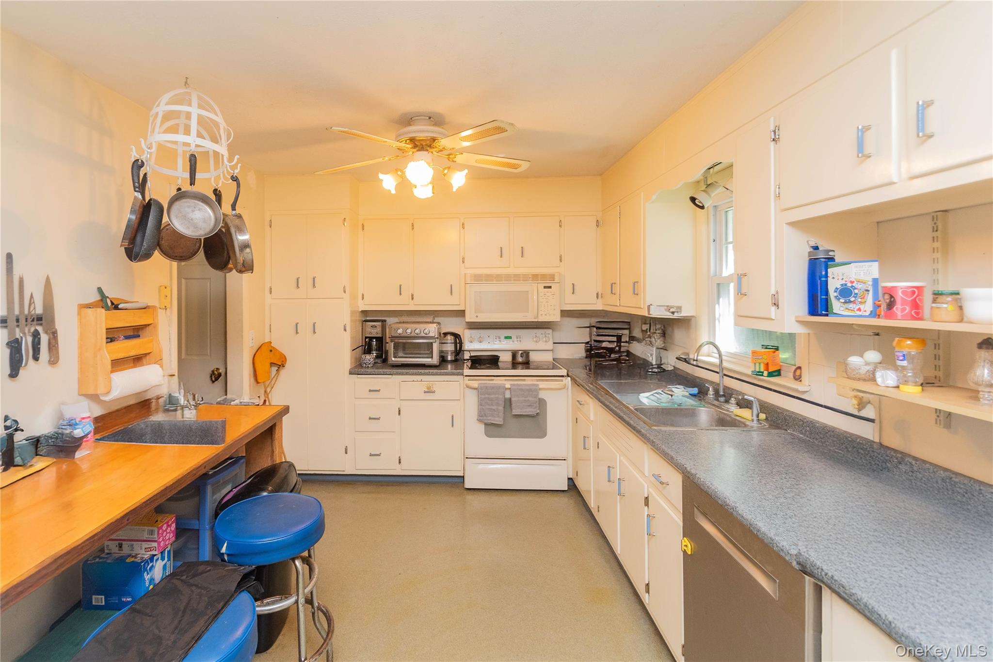 #14 photo, 513 Roberts Court, Hurley , NY 12443