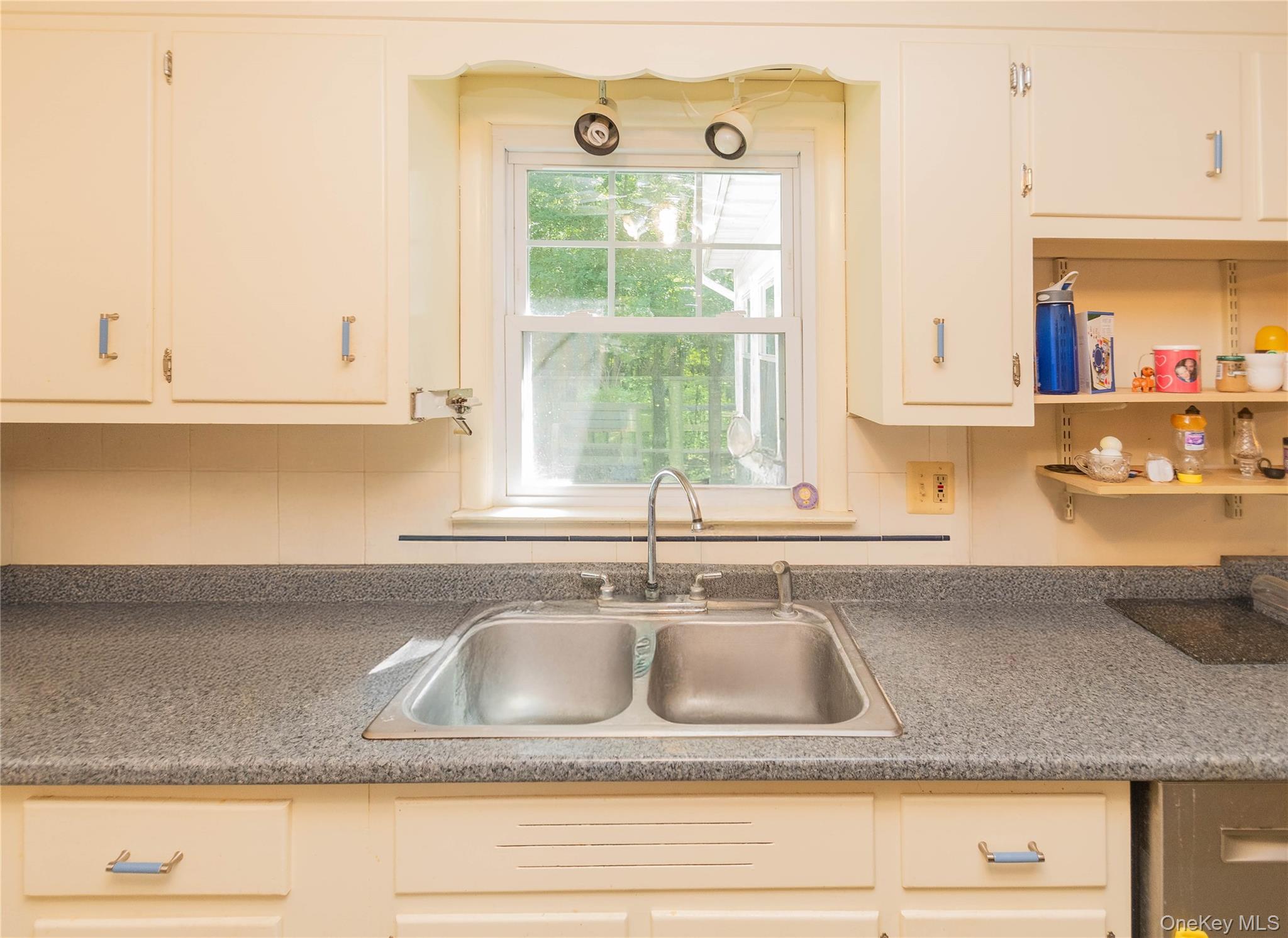 #15 photo, 513 Roberts Court, Hurley , NY 12443